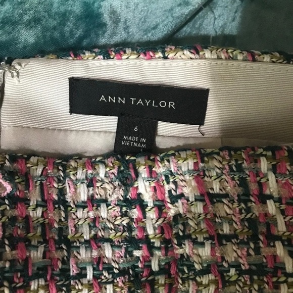 COPY - Ann Taylor Tweed Skirt - Picture 2 of 2